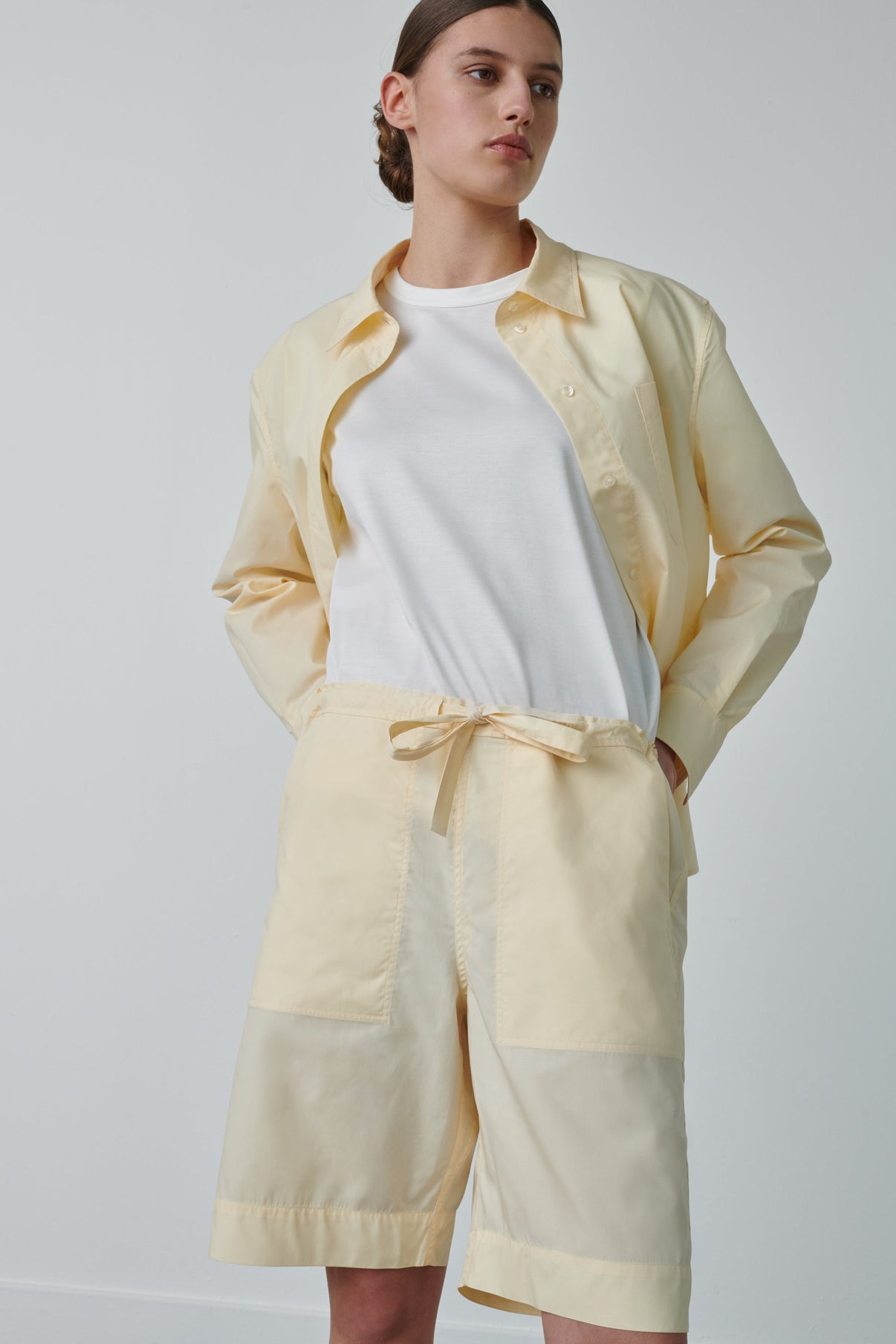 EAST OFF-WHITE SIDE SHORTS vue 1